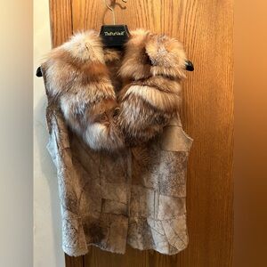Genuine Fox Fur Collar Shearling Vest -The Fur Vault